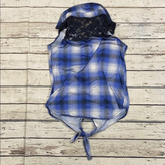 🌵3/$20•Button Up Collared Flannel Tank Top w/ Tie - Picture 2 of 3